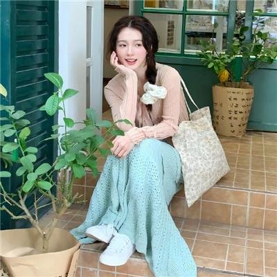 细长的电话线